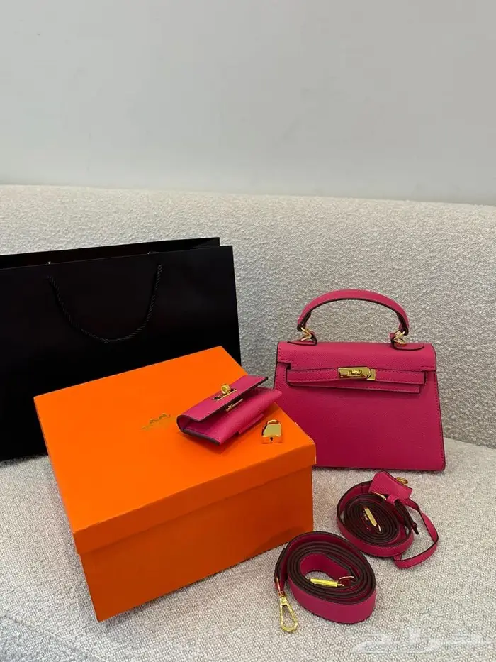 شنط نسائيه فخمه 41