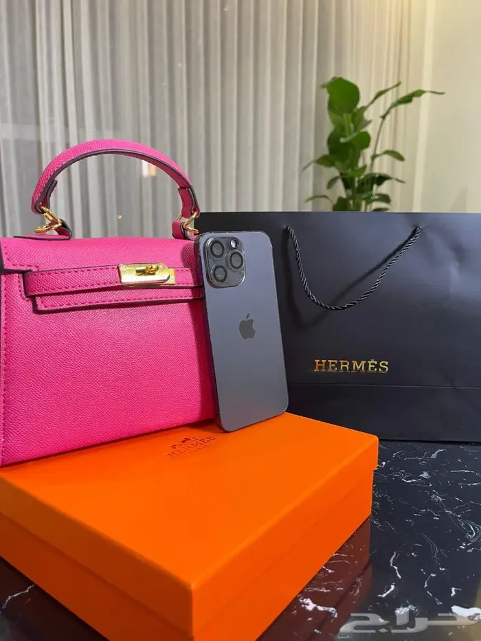 شنط نسائيه فخمه 46