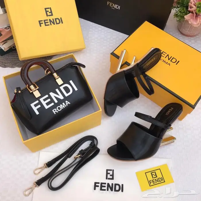 شنط نسائيه فخمه 90