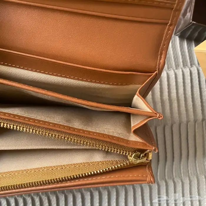 محفظة الفيرو مارتيني 8