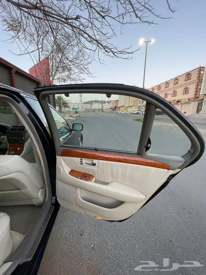 لكزس LS430 سعودي 14