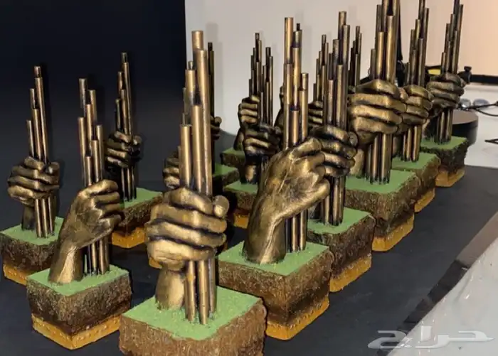 مجسمات هدايا تذكاريه لكبار الشخصيات 1