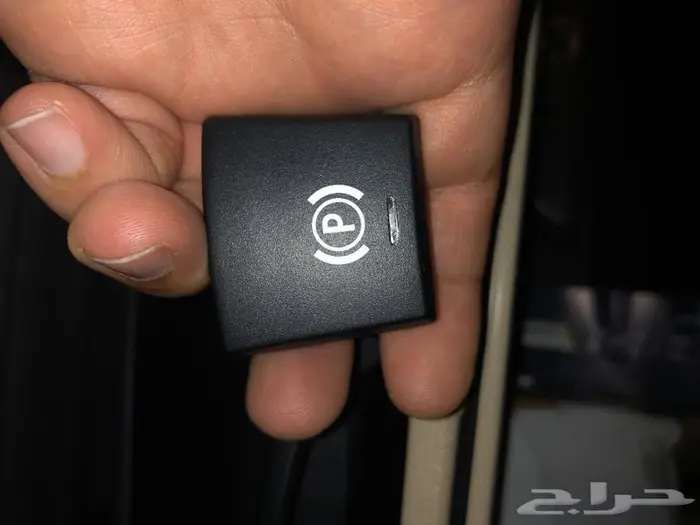 قطع اصلاح وتجديد مقابض وديكورات داخلية بي ام دبليو 33