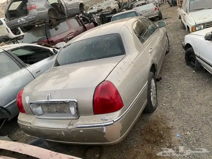 قطع غيار لينكون تاون كار 3