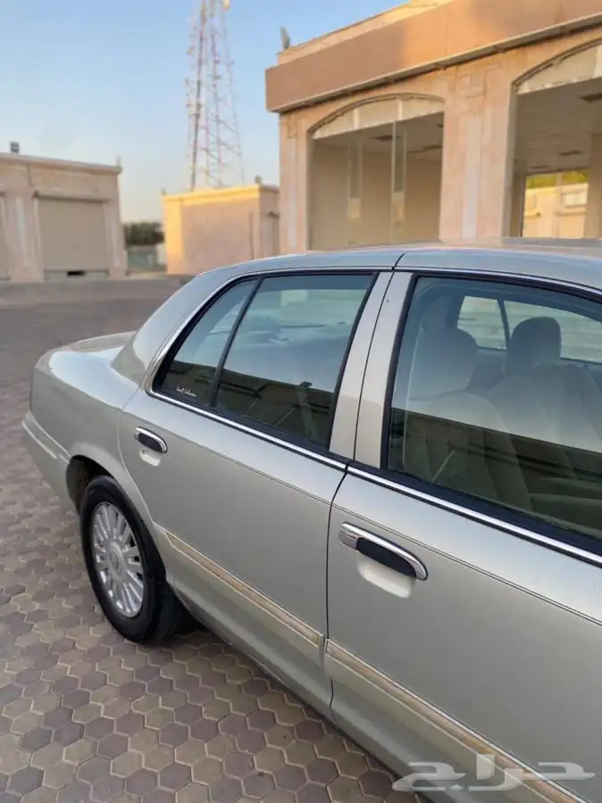 جراند ماركيز 2004 .. تم البيع .. 3