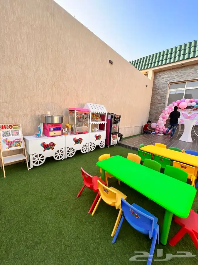 طاولات اطفال للايجار وديكورات للحفلات كل مايخص الحفلات 0