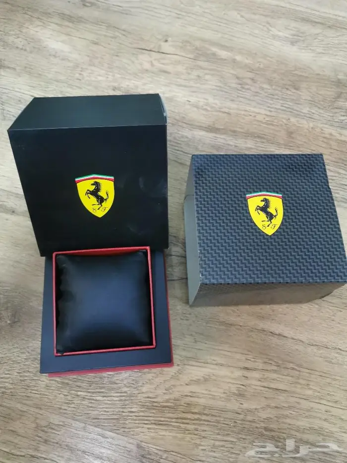 علبة مون بلان جيفنشي بالمان فراري YSL بربري CD مازراتي اجنر 17
