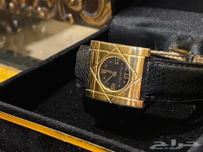 ساعة كريستيان ديور نسائية اصلية 0