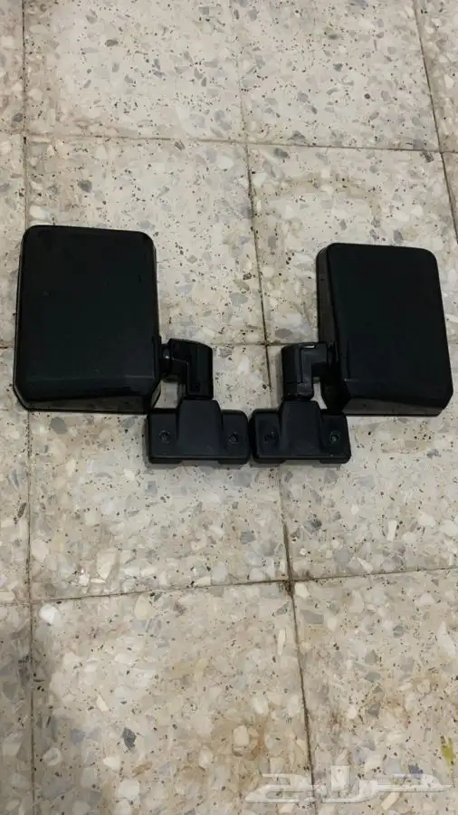 للبيع قطع غيار تويوتا ربع و شاص 0