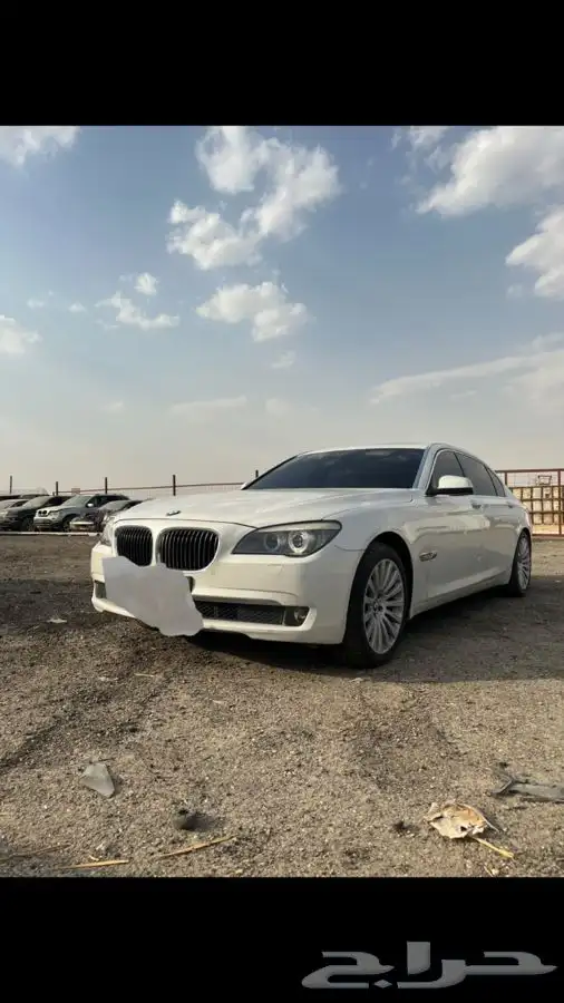 BMW 740 2012 1