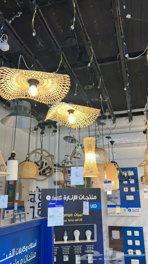 نجف ثريات 51