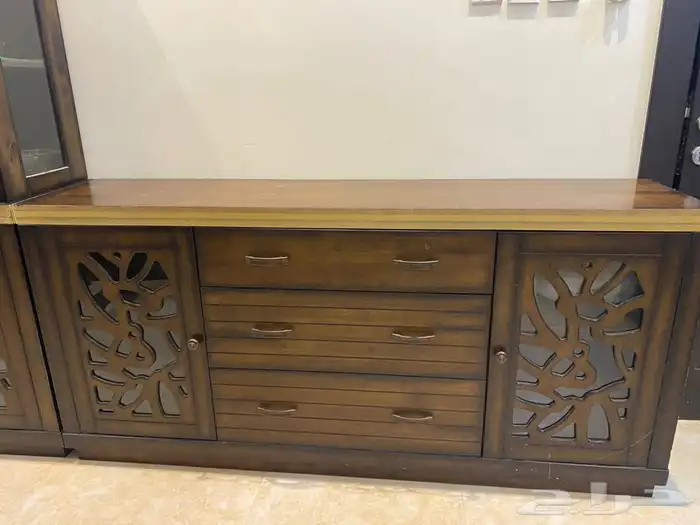 طاولة طعام صناعة ماليزية 2