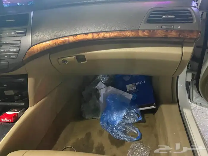 ديكور طبلون عالدرج هوندا اكورد2008-2012 0