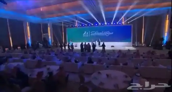تاجير شاشات داخلية وخارجية لعروض منتجاتكم 10