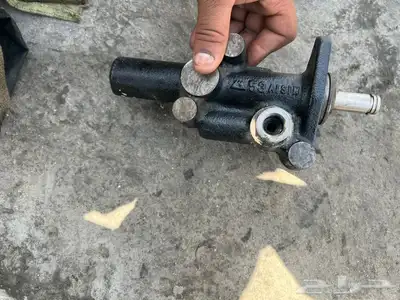 ميكانيكيين هنود ورشة للصيانة 2