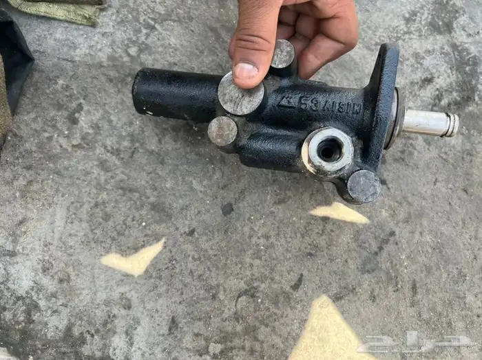 ميكانيكيين هنود ورشة للصيانة بالتقسيط 2