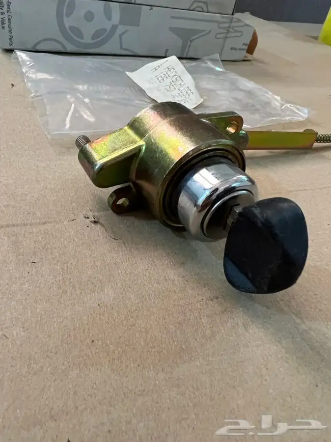 قفل شنطة جديد اصلي مرسيدس 560 W126 2