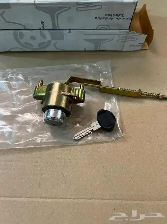 قفل شنطة جديد اصلي مرسيدس 560 W126 0