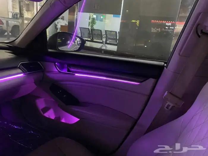 لدداخلي على سيارة اكورد 64لون 7