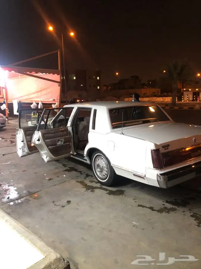 تاون كار لينكولن 1987 كلاسيك 14
