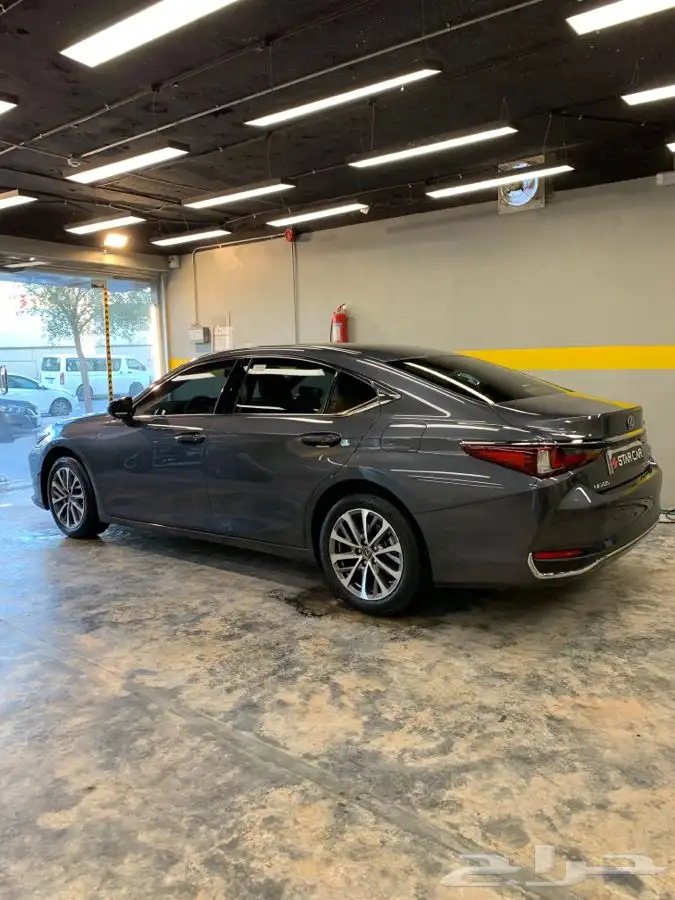 تركيب حمايه PPF مع العزل الحراري لكزس ES2023 3