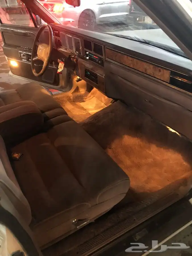 تاون كار لينكولن 1987 كلاسيك 0