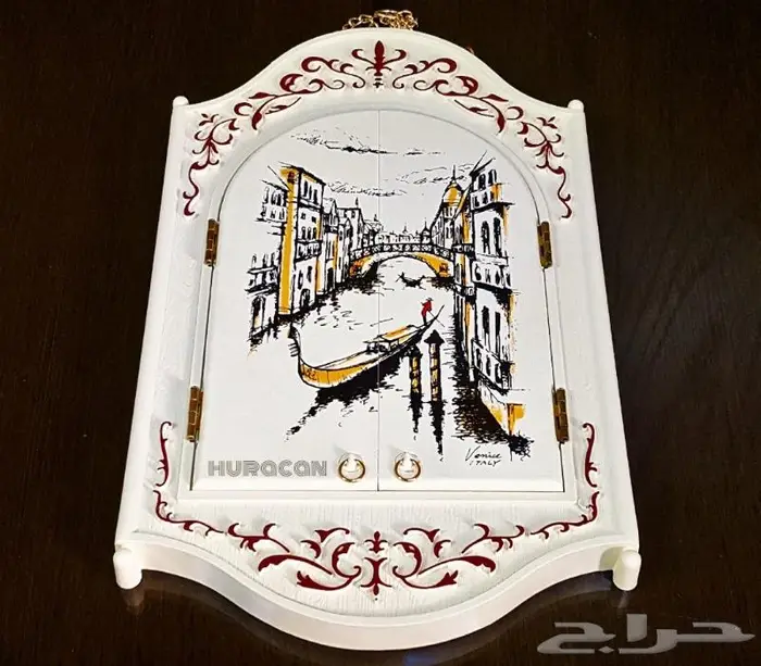 من النوادر اليابانية مراية مزخرفة مع منظر لمدينة البندقية 1