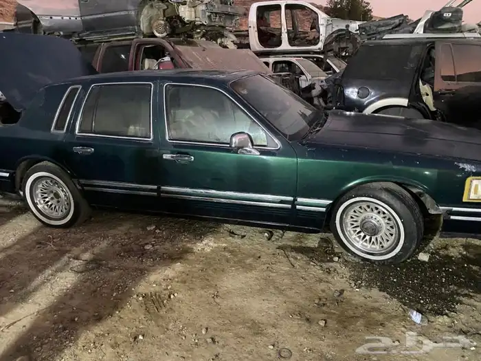 قطع غيار لينكون تاون كار 96 4