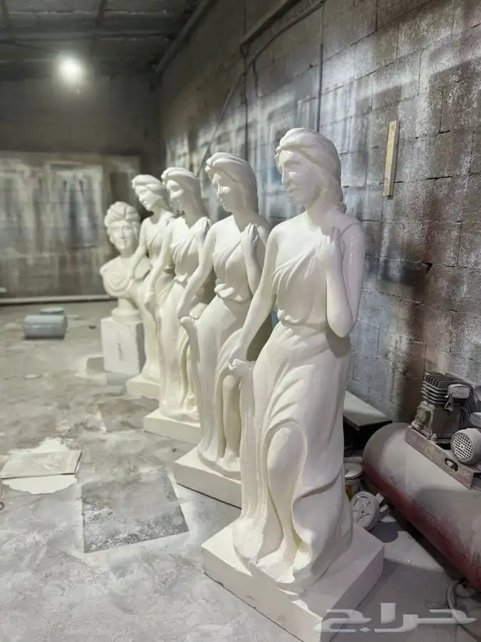 نحت مجسمات فلين ديكور فلين اعلانات نحات محترف 40