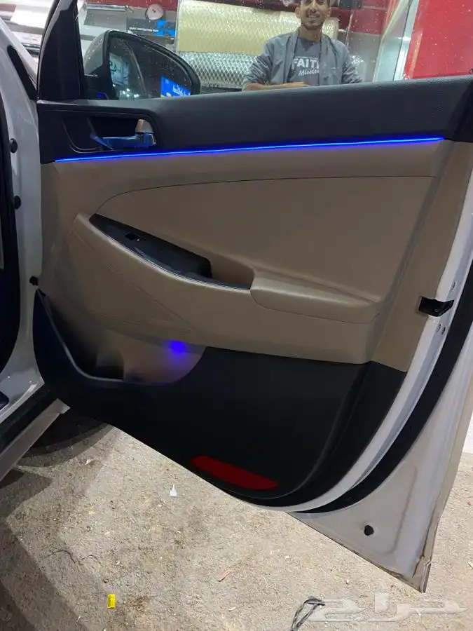 لدداخلي على سيارة توسان 2018 جميع الالوان 7