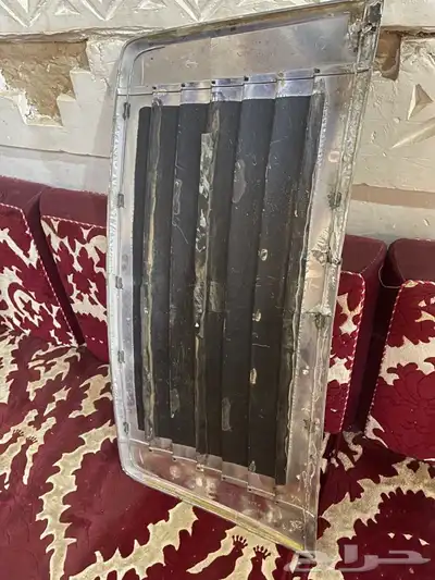 قطع مستعمله للهمر h3 6