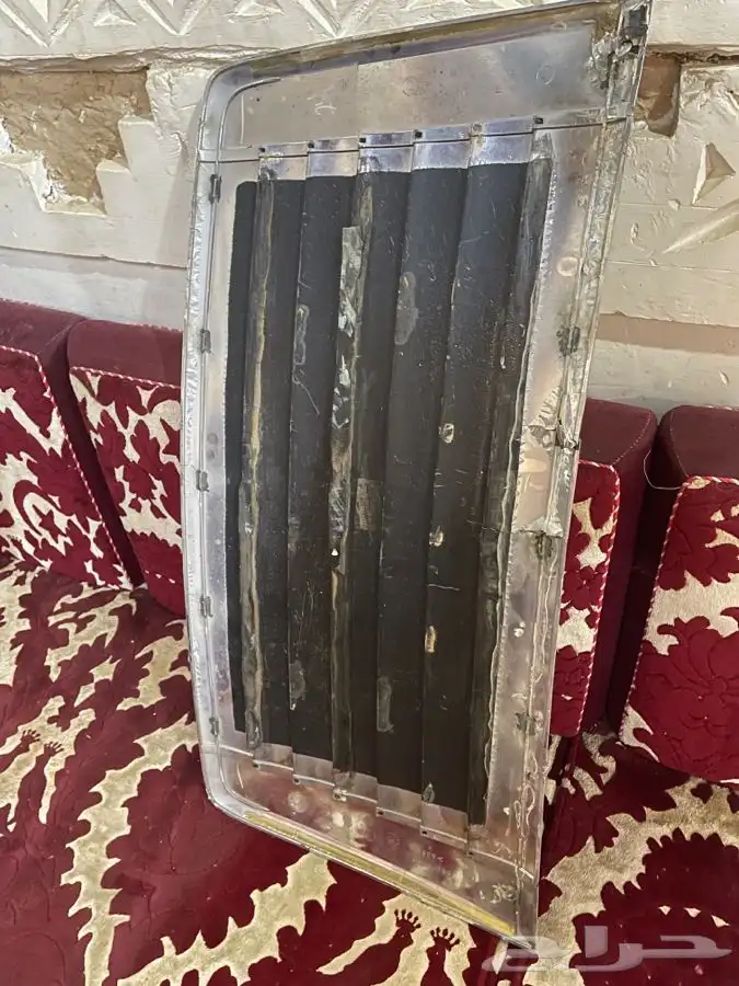 قطع مستعمله للهمر h3 6