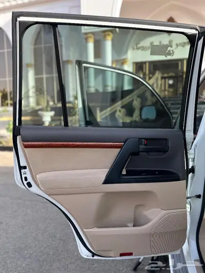 ( مباع ) . 19