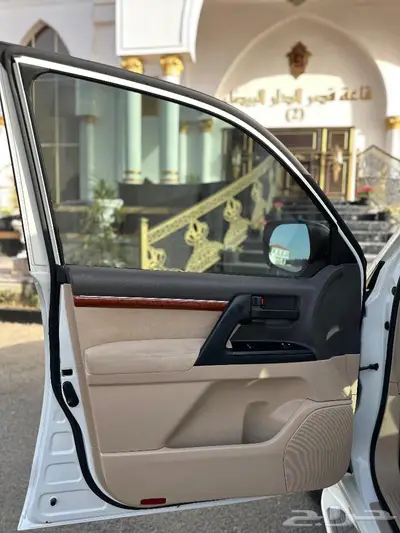 ( مباع ) . 10
