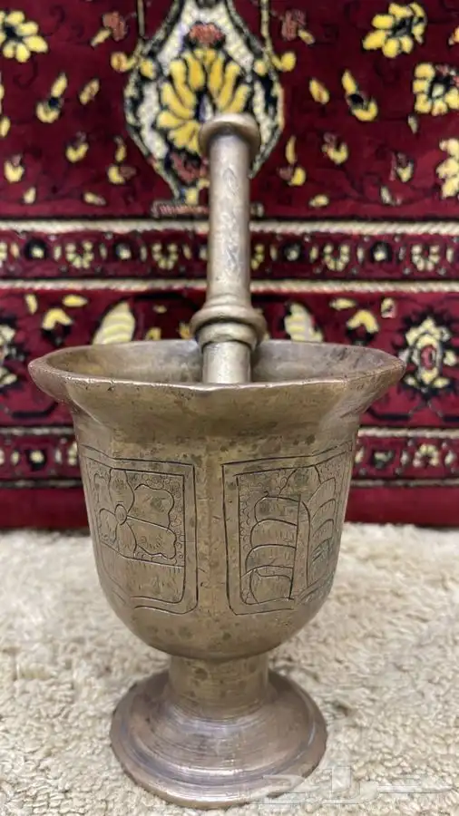 نجر مضلع منقوش قديم من النوادر حجم صغير 1