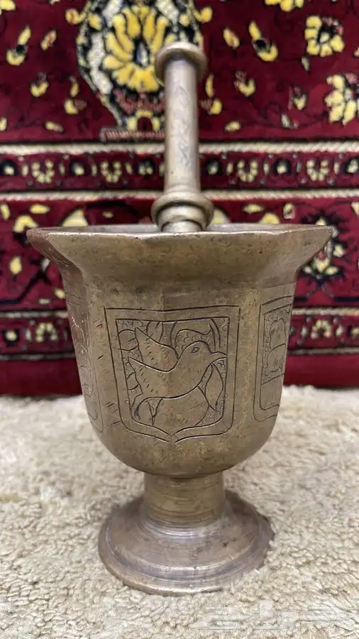 نجر مضلع منقوش قديم من النوادر حجم صغير 0