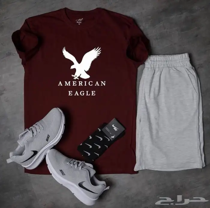 تيشيرتات شورتات اطقم بلوفرات و بناطيل رياضيه 32