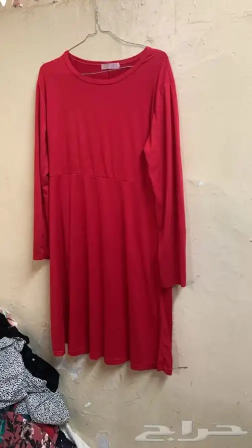 جلابيات وشنط وفساتين عبايات مستعملة 43