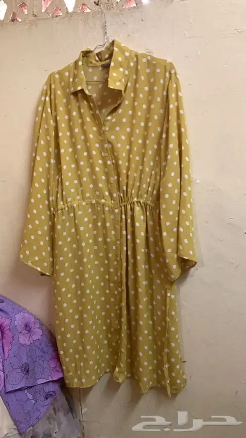 جلابيات وشنط وفساتين عبايات مستعملة 36