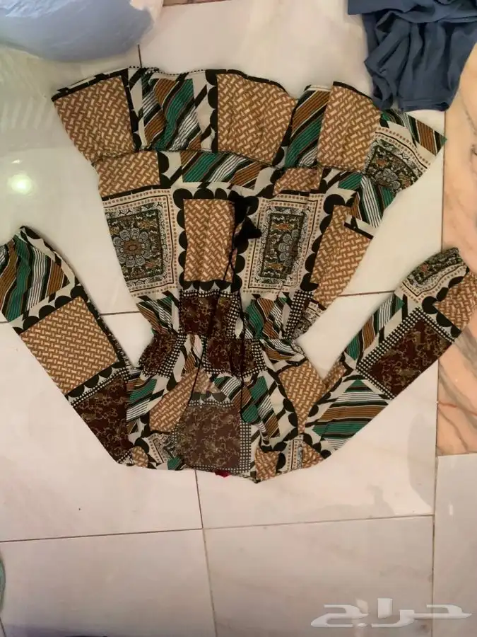 جلابيات وشنط وفساتين عبايات مستعملة 66