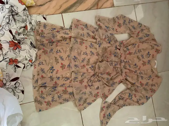 جلابيات وشنط وفساتين عبايات مستعملة 69