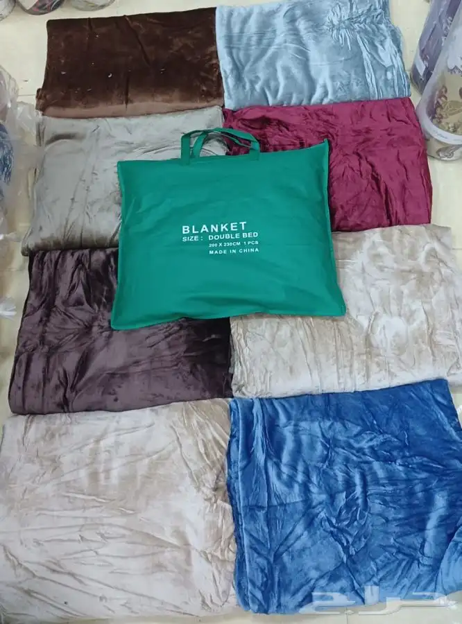 بطانيه خفيف للجمله فقط كميه 3