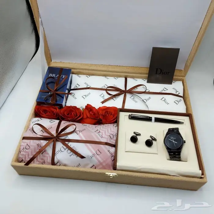 اساور Lvبالملحقات درجه اولى 60