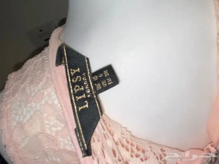 فستانين 1 فستان (بنات )2 وفستان (نسائي) 3