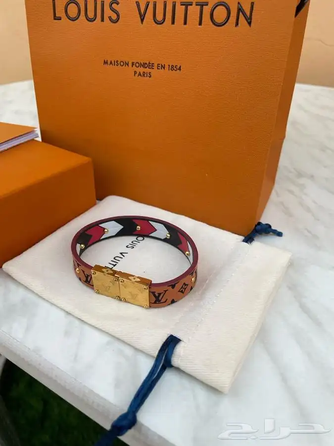 اساور عصريه شبابيه انيقة 75