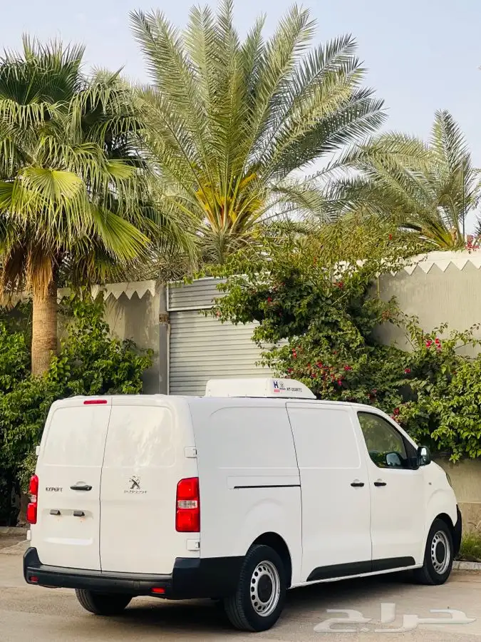مصور محترف جدا برياض تصوير سيارات بسعر رمزي 3