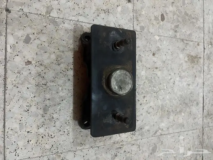 للبيع قطع غيار تويوتا لاندكروزر موديل 2007 20