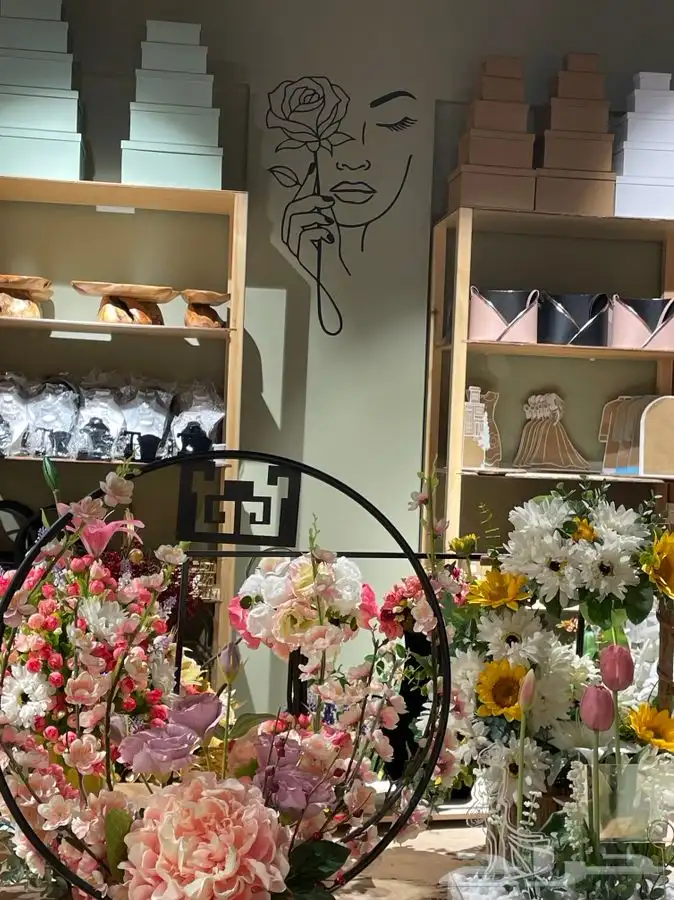 بوكسات عبايات جميع الاشكال  طباعة تيشرت  استيكر   بزنس كارد 84