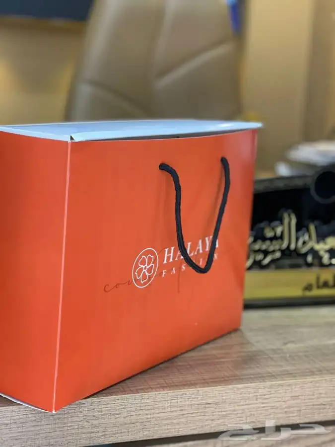 بوكسات عبايات جميع الاشكال  طباعة تيشرت  استيكر   بزنس كارد 42