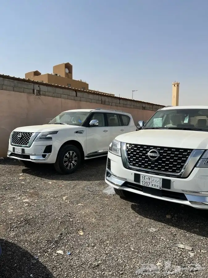 صدام امامي كت باترول نيسان 2022 2023شبك امامي شمعات 2